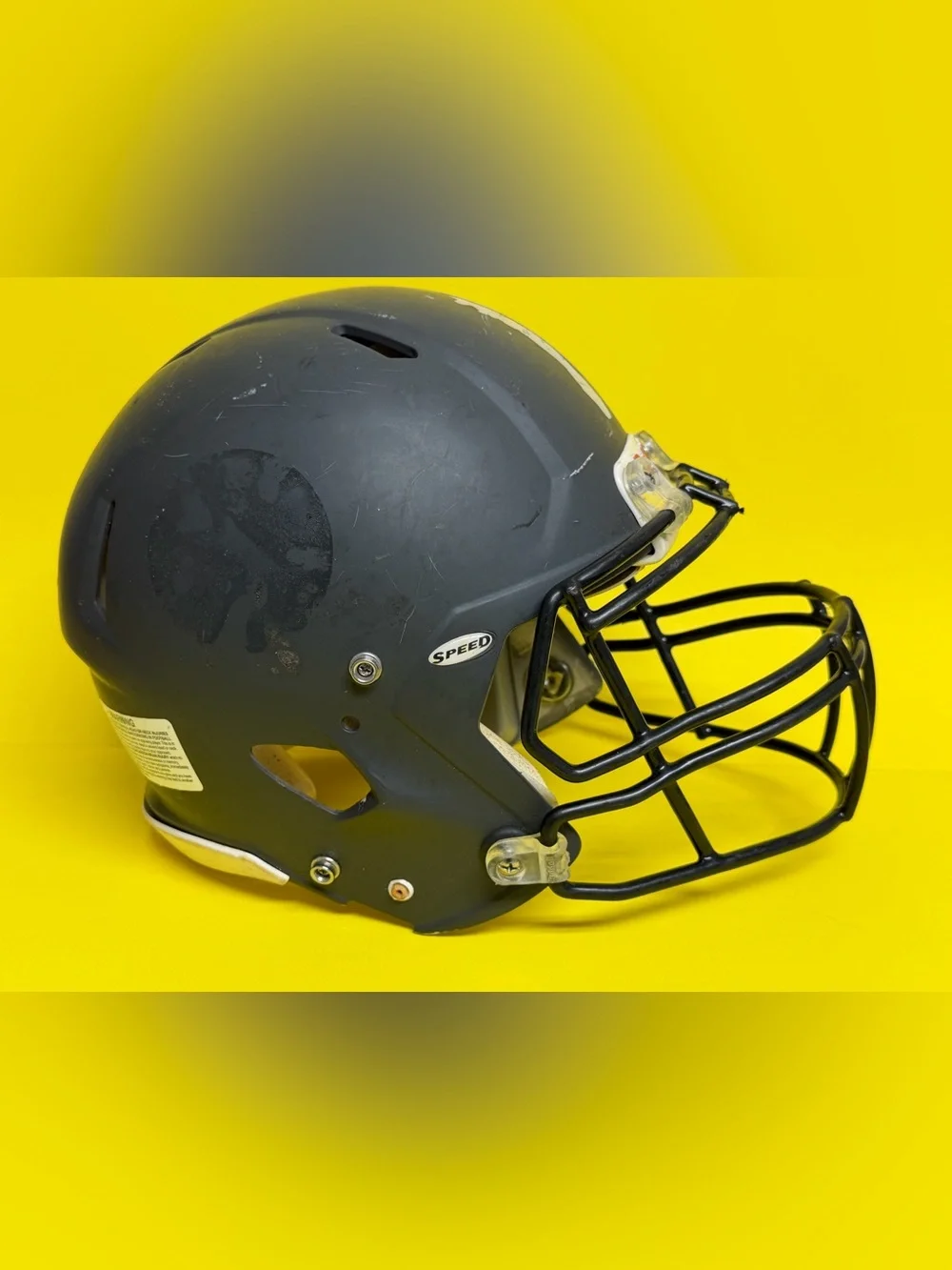 Riddell Speed Football Medium 2016 Nocsae Recertified 2019 W Facemask